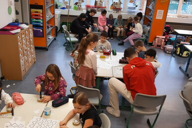 Bastelaktion Klassen 2 und 8